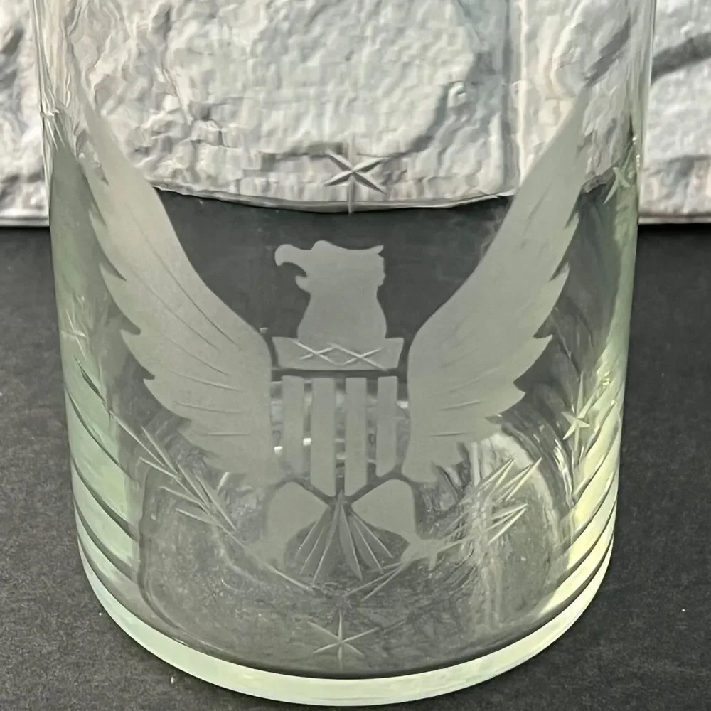 Vintage 70s Etched Glass Bottle Decanter American Eagle Colonial Revival USA